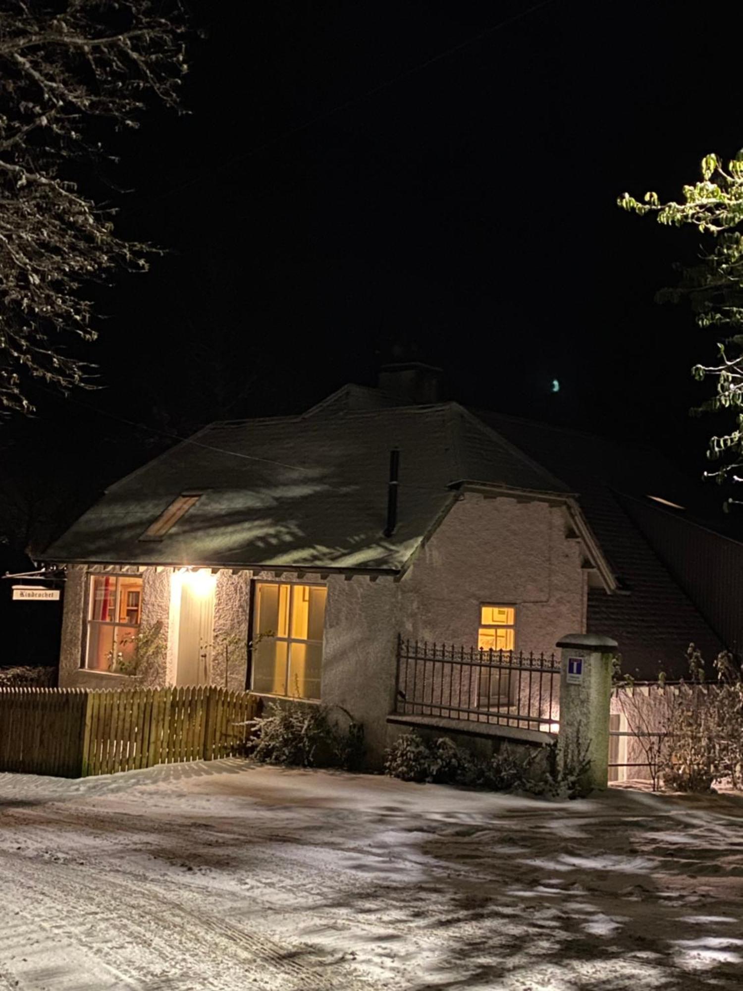 Cobbler'S Cottage At Kindrochet, Strathtay Pitlochry Exterior photo